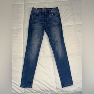 American Eagle High-Rise Jegging 6 Short